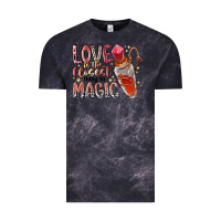 Cloud Black love is the closet thing to magic Vintage Tee - RacoonDesign