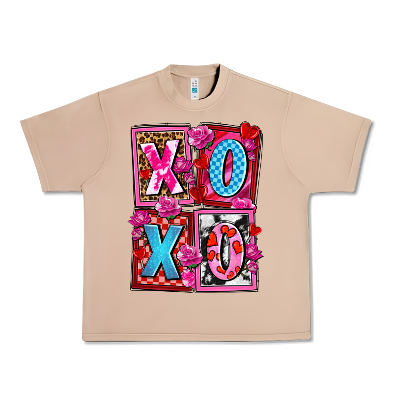 Xoxo With Roses And Candies Olivia Urban Heavy Tee by OliviaCreatesArt | Teevron