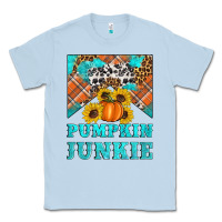 Dusty Blue pumpkin junkie Classic Tee - Artiststas