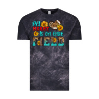 Cloud Black my heart is on that field american football Vintage Tee - HRA Design Shop