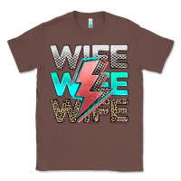 Chestnut racing wife Classic Tee - AdoDesignShop