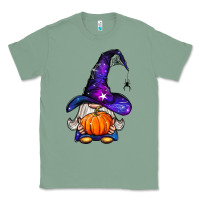 Sage witch gnome with pumpkin Classic Tee - BundleAndBundleShop