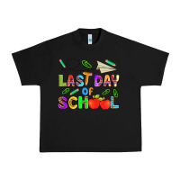 Black last day of school Urban Heavy Tee - HRA Design Shop