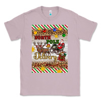 Lilac christmas north pole delivery Classic Tee - Artiststas