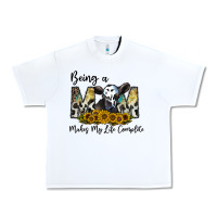 White being a mom makes my life complate Urban Heavy Tee - CowhideDigitalArt