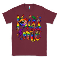 Burgundy kiss me Classic Tee - JahusDesignShop
