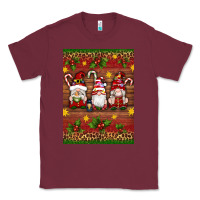 Burgundy christmas gnomes Classic Tee - Artiststas