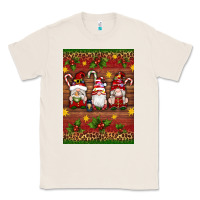 Natural christmas gnomes Classic Tee - Artiststas