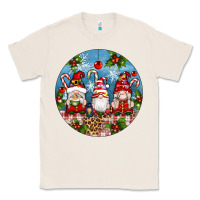 Natural christmas gnomes ornament Classic Tee - Artiststas