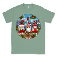 Sage christmas gnomes ornament Classic Tee - Artiststas