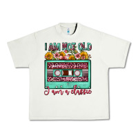 Pistachio i am not old i am a classic sunflower floral casse Urban Heavy Tee - FaDigitalArtStudio