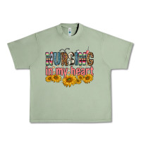 Oil Green nursing in my heart Urban Heavy Tee - FaDigitalArtStudio