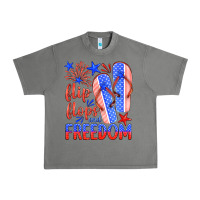 Tornado flip flops and freedom Urban Heavy Tee - HRA Design Shop