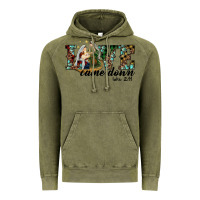 Vintage Olive love came down holy family Vintage Hoodie - RanaPortraitStore