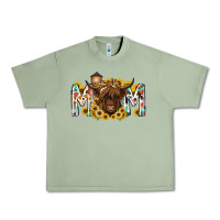 Oil Green mom highland cow Urban Heavy Tee - RacoonDesign