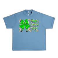 Pebble Blue one lucky dude Urban Heavy Tee - RacoonDesign