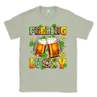 Matcha feeling lucky Classic Tee - Artiststas