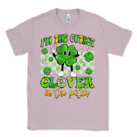Lilac i'm the cutest clover in the patch artiststas Classic Tee - Artiststas