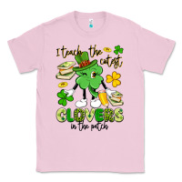 Bubblegum Pink i teach the cutest clovers in the patch Classic Tee - Artiststas