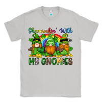 Moon Dust shamrockin with my gnomies Classic Tee - Artiststas