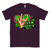 Plum shamrockin' rock n roll female hand Classic Tee - Artiststas