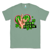 Sage shamrockin' rock n roll female hand Classic Tee - Artiststas