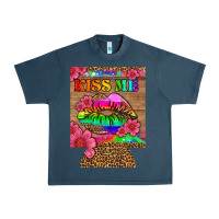 Midnight Navy lgbtq kiss me  can cooler Urban Heavy Tee - HRA Design Shop
