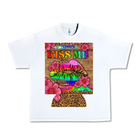 White lgbtq kiss me  can cooler Urban Heavy Tee - HRA Design Shop