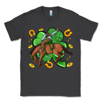Smoke cowboy with shamrock Classic Tee - Artiststas