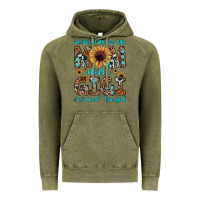 Vintage Olive god gifted me two titles mom and gigi  and i rock them both Vintage Hoodie - JahusDesignShop