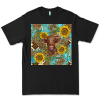 Black western highland cow Premium Tee - BarkalooDesign