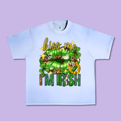 Kiss Me Im Irish St.patricks Day Lips St.patricks Urban Heavy Tee Designed By Neo Western