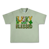 Oil Green Lucky and blessed st. patricks day Urban Heavy Tee - Neo Western
