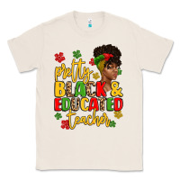 Natural pretty black and educated teacher Classic Tee - Artiststas