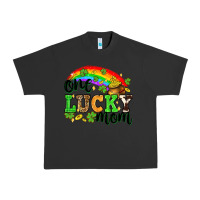 Pigment Black One lucky mom St. Patricks Day Urban Heavy Tee - Neo Western