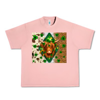 Salmon St. Patrick's Day Highland cow Urban Heavy Tee - Neo Western