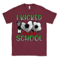 Burgundy i kicked 100 days of school Classic Tee - Artiststas