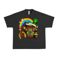 Pigment Black st. patricks day barrel beer Urban Heavy Tee - Neo Western