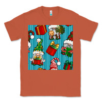 Copper christmas gnomes and gift box seamless pattern Classic Tee - BundleAndBundleShop