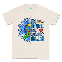 Natural in april we wear blue sunflower Classic Tee - Artiststas