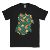 Black christmas gingerbread cookies patch Classic Tee - BundleAndBundleShop