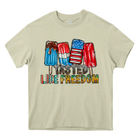 Mossy tasted like freedom Heavy Core Tee - RacoonDesign