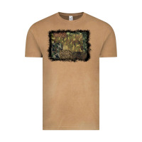 Vintage Camel camouflage leopard background Vintage Tee - BarkalooDesign