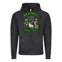 Vintage Black st patricks day my pitbuli my lucky charm Vintage Hoodie - RanaPortraitStore