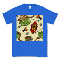 True Royal african woman and mask seamless pattern Classic Tee - BundleAndBundleShop