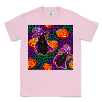 Bubblegum Pink witchy cat and pumpkins seamless paternal Classic Tee - BundleAndBundleShop