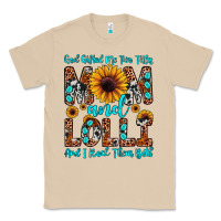 Mushroom god gifted me two titles mom and lolli  and i rock Classic Tee - JahusDesignShop