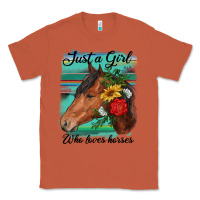 Copper just a girl who loves horseshoe Classic Tee - RanaPortraitStore