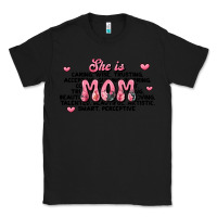 Black she is mom compliment words Classic Tee - JahusDesignShop