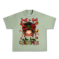 Oil Green just a girl who loves christmas afro messy bun Urban Heavy Tee - texasbilliewilder